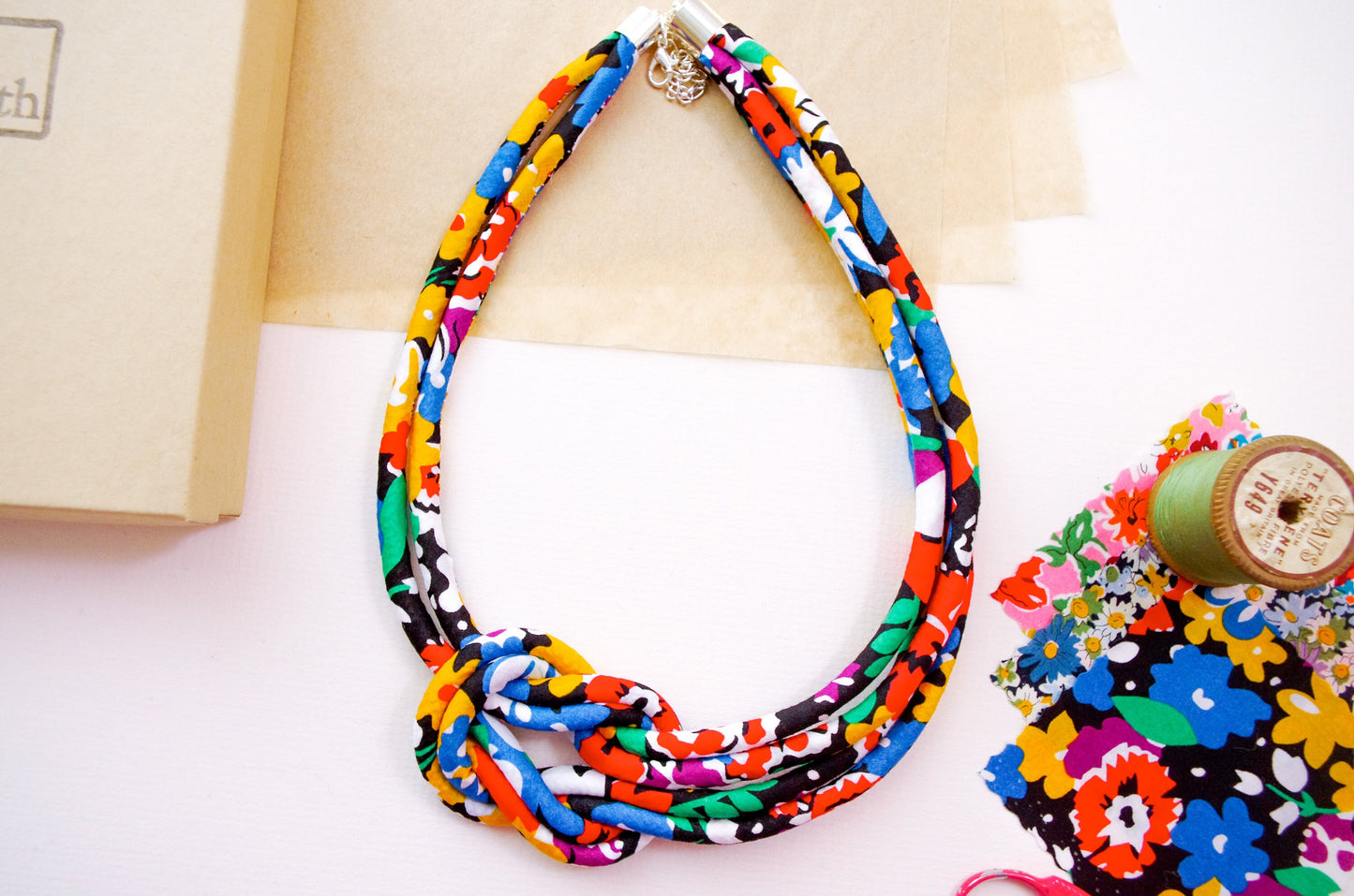 Reef Knot Necklace - Gloria Lomo