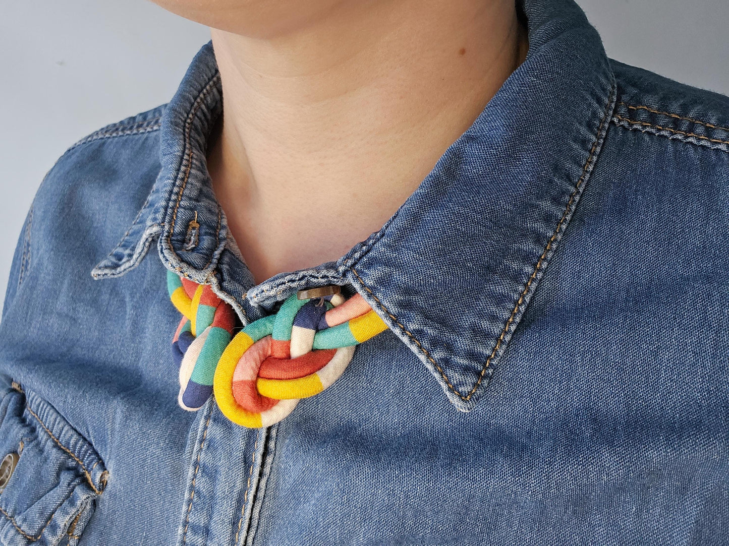 Eight Knot Necklace - Deck Chair