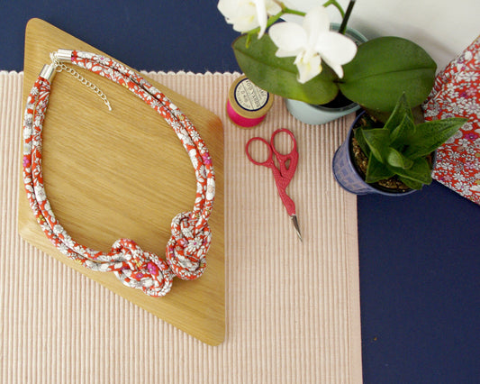 Eight Knot Necklace - June's Meadow