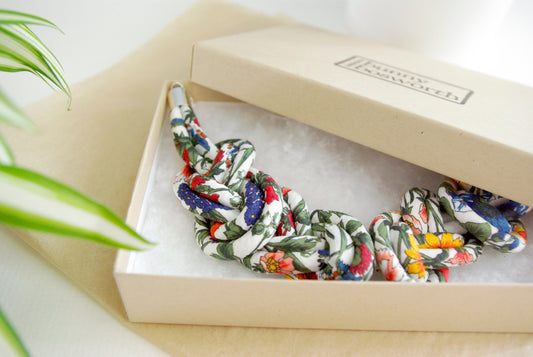 Eight Knot Pendant - Rachel