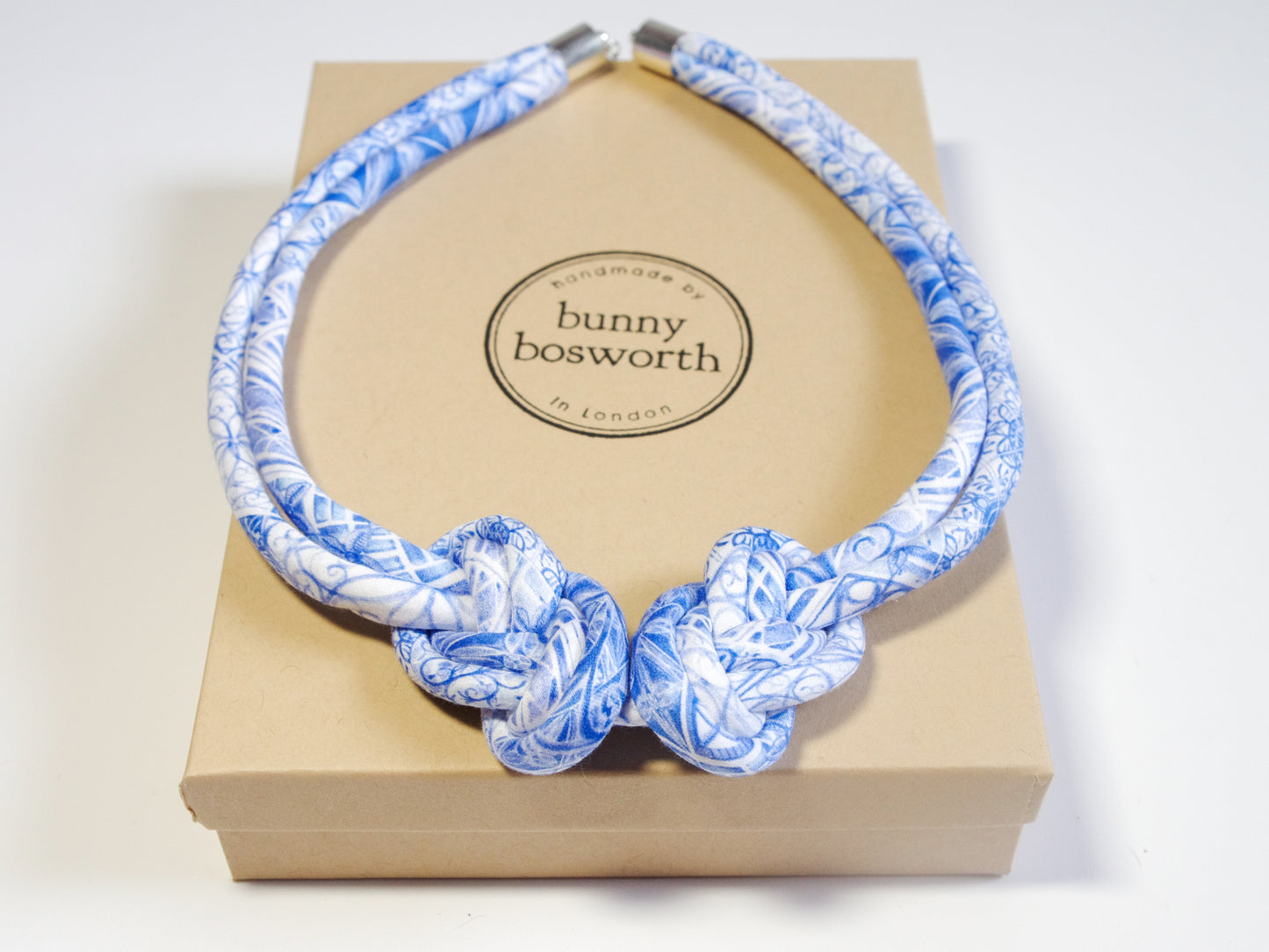 Eight Knot Necklace - City