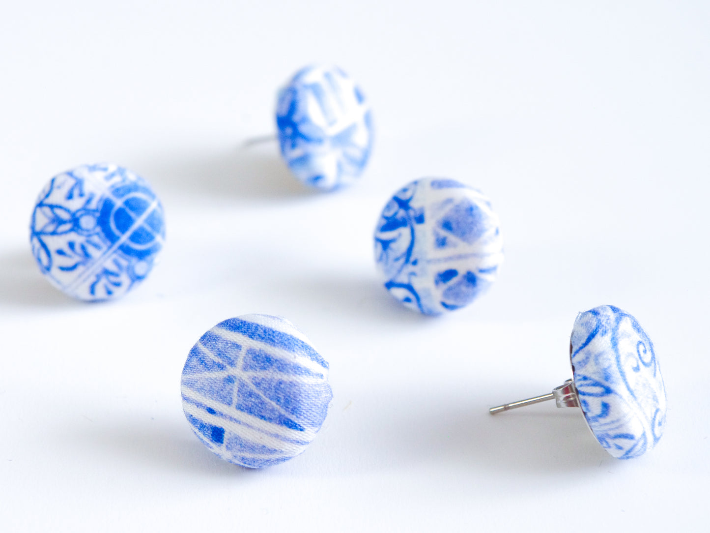 Stud Earrings - City