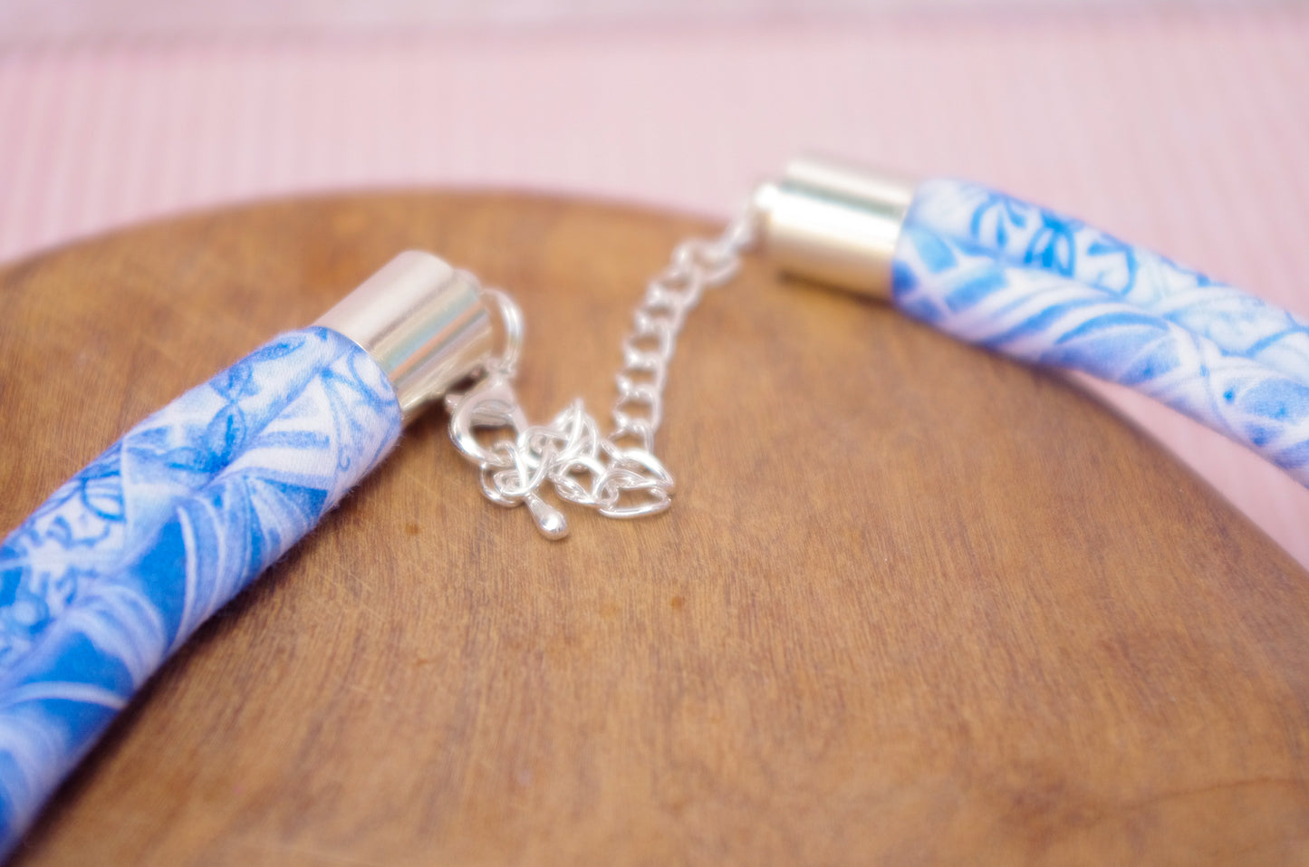 Eight Knot Necklace - City