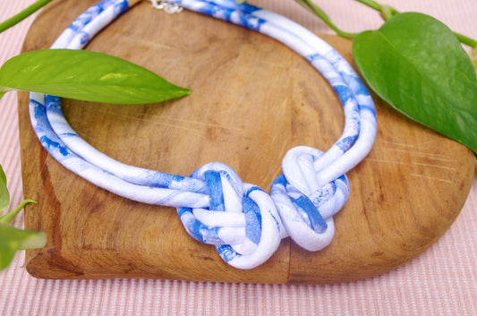 Eight Knot Necklace - Sea
