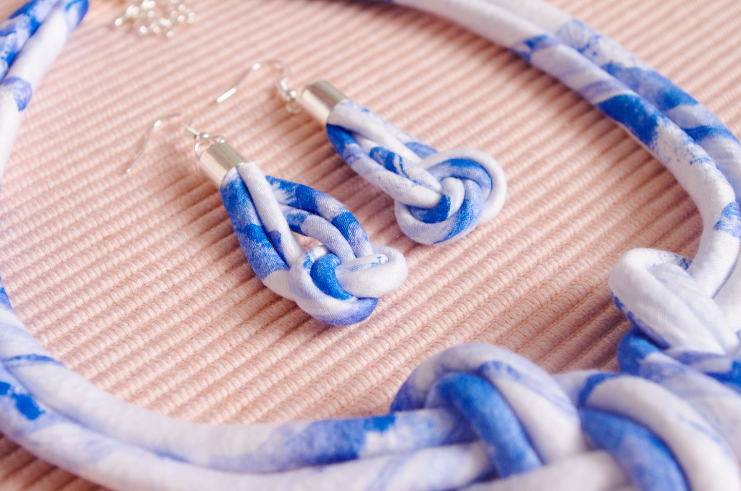 Eight Knot Necklace - Sea