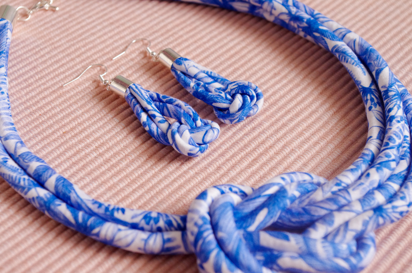 Reef Knot Necklace - Forest