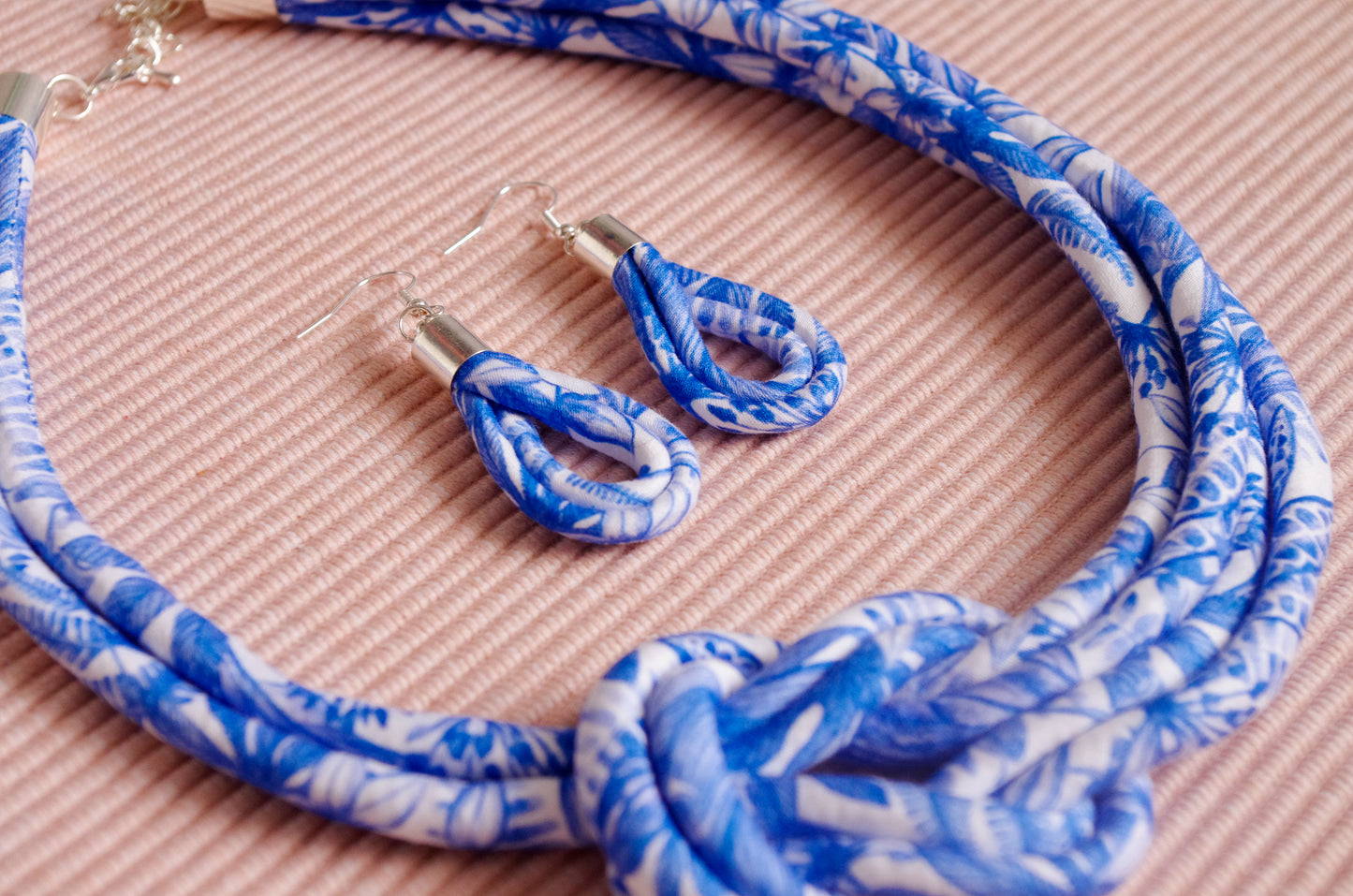 Reef Knot Necklace - Forest