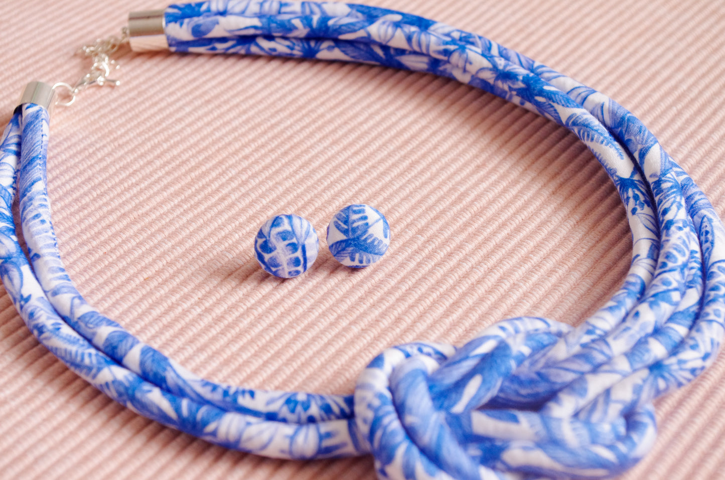 Reef Knot Necklace - Forest
