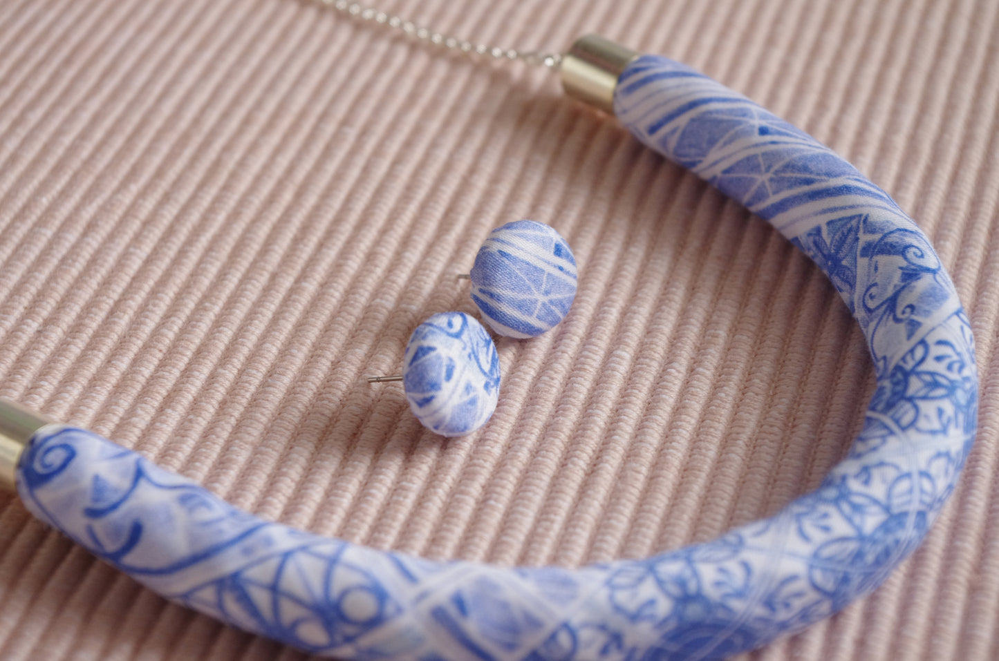 Chunky Rope Pendant -City