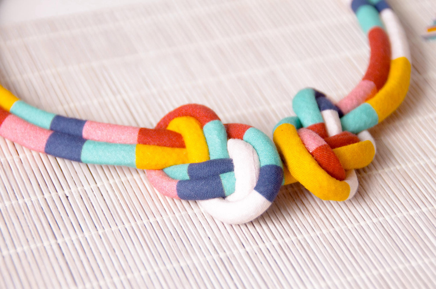 Eight Knot Necklace - Deck Chair