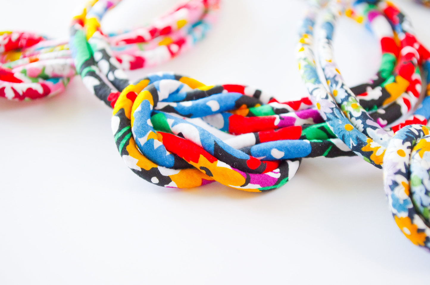 Reef Knot Necklace - Gloria Lomo