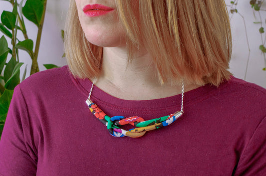 Reef Knot Pendant - Gloria Lomo