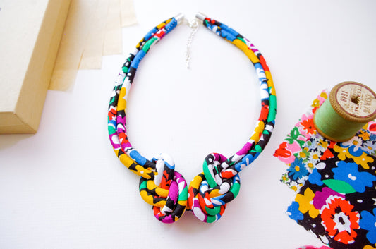 Eight Knot Necklace - Gloria Lomo