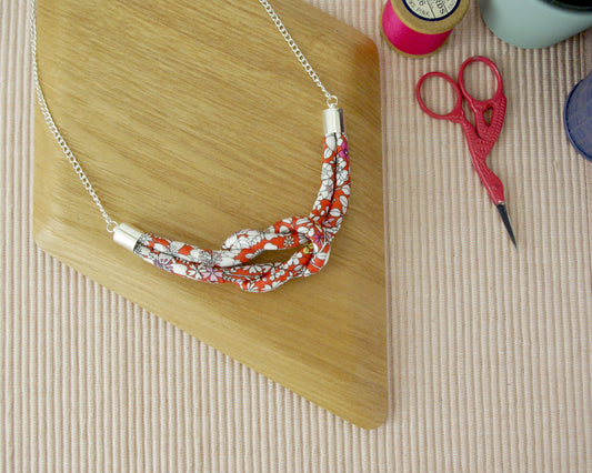 Reef Knot Pendant - June's Meadow