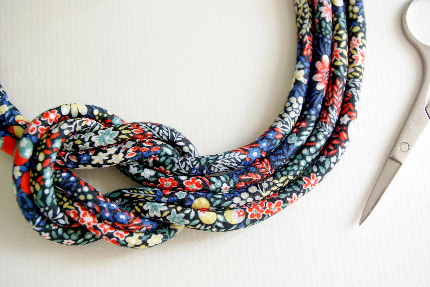 Reef Knot Necklace - Elderberry
