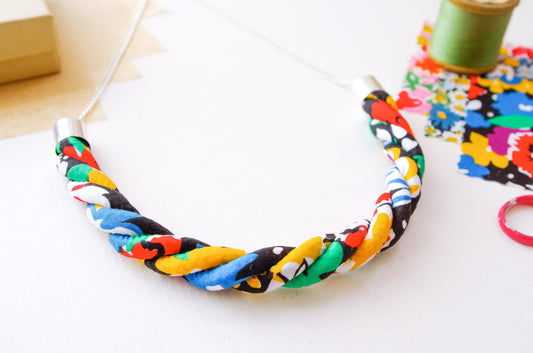 Twist Pendant - Gloria Lomo