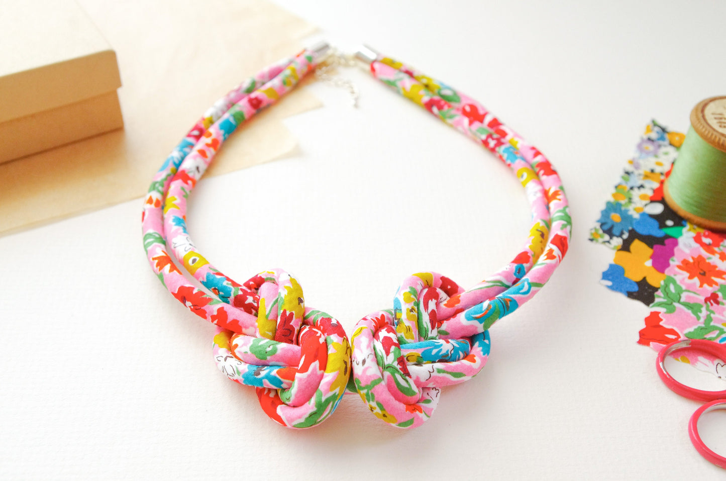 Eight Knot Necklace - California Bloom