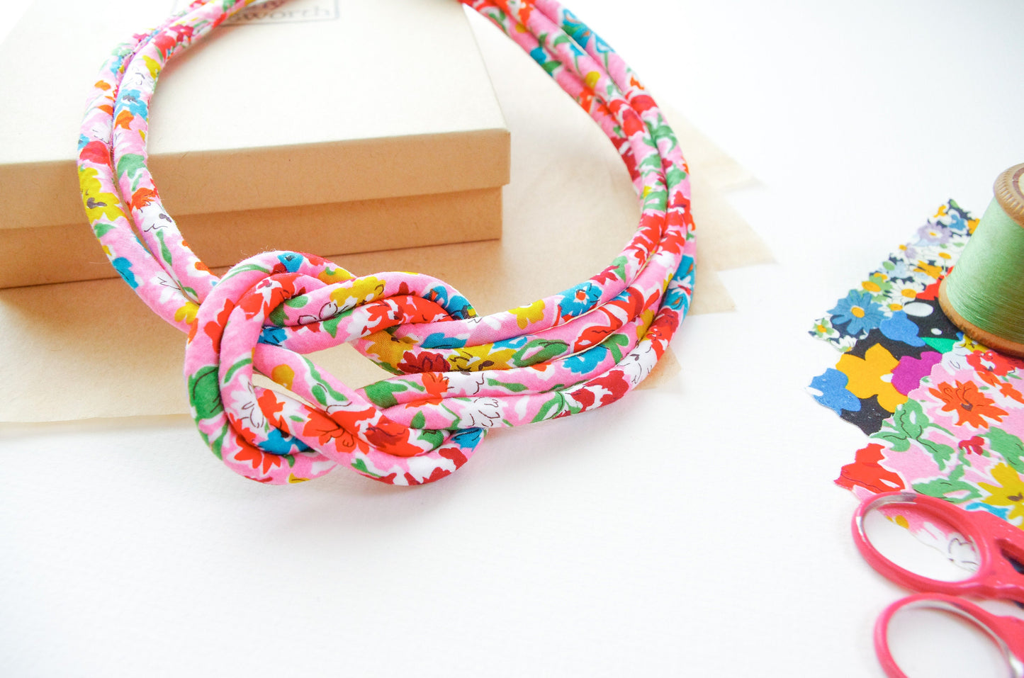 Reef Knot Necklace - California Bloom