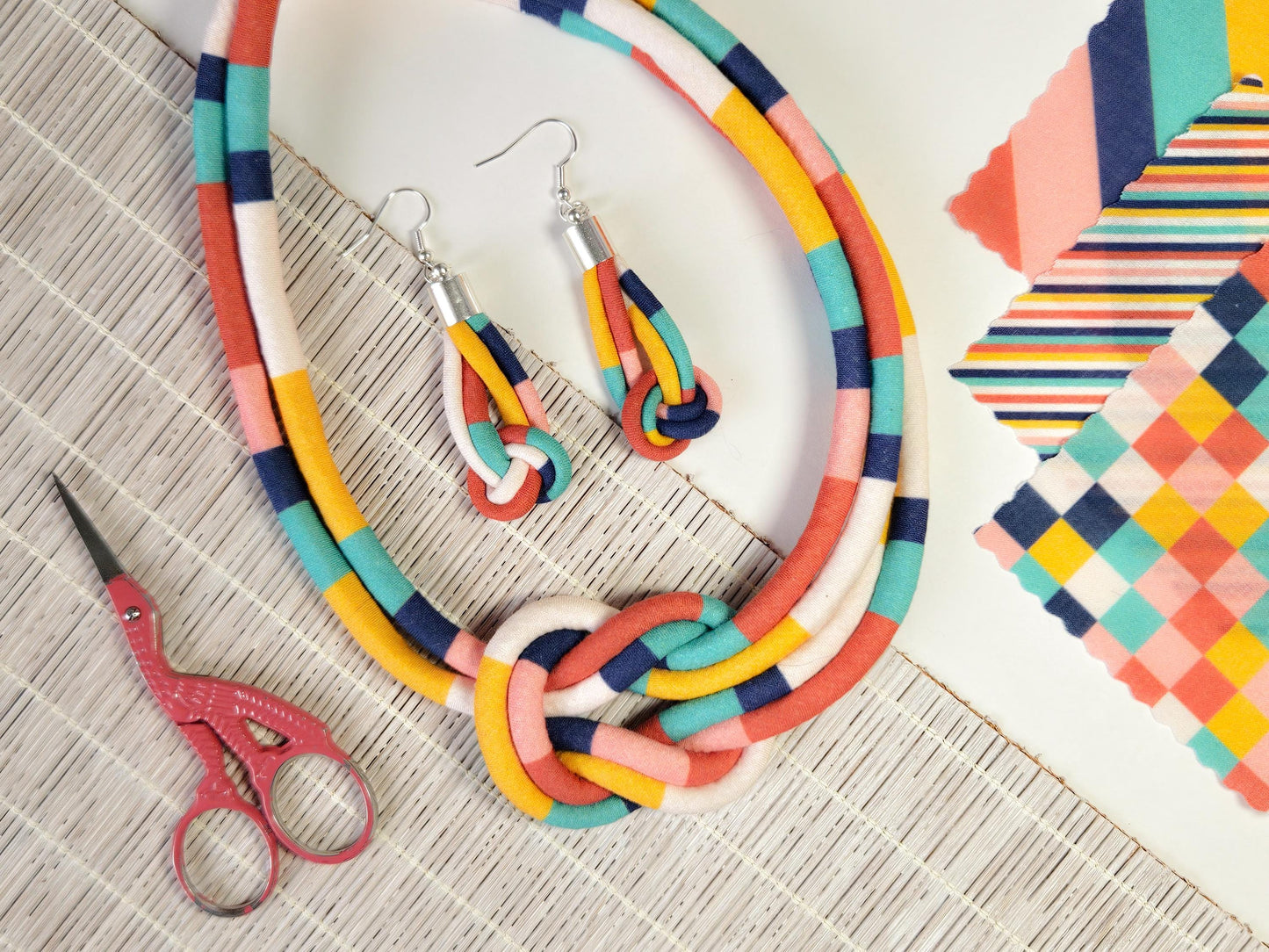 Reef Knot Necklace - Deck Chair