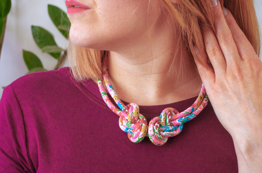 Eight Knot Necklace - California Bloom