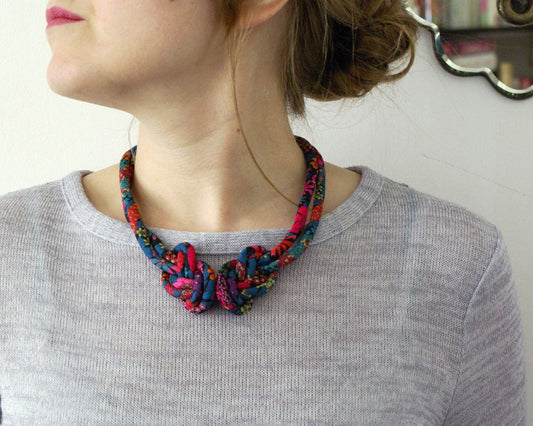 Eight Knot Necklace - Ciara