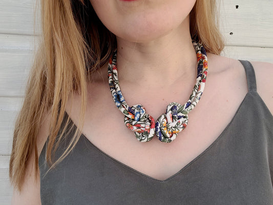 Eight Knot Necklace - Rachel