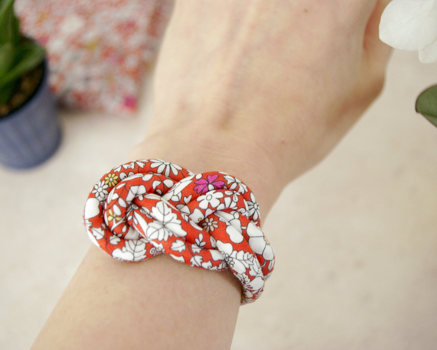 Eight Knot Bracelet - June's Meadow