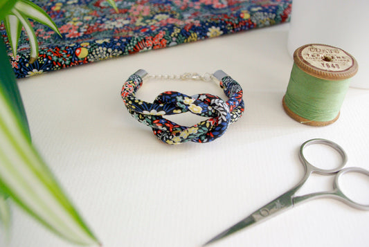 Reef Knot Bracelet - Elderberry